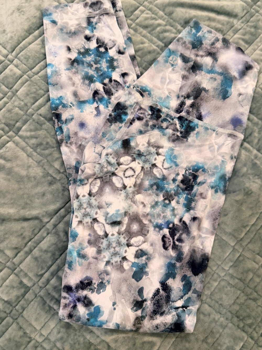 Lululemon Blue/ Grey Print Align Leggings - US Size 2 - BNWOT